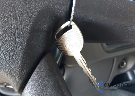 2004 Chevrolet Silverado 1500 Ls from USA, damaged, VIN 1GCEK19T94E272901